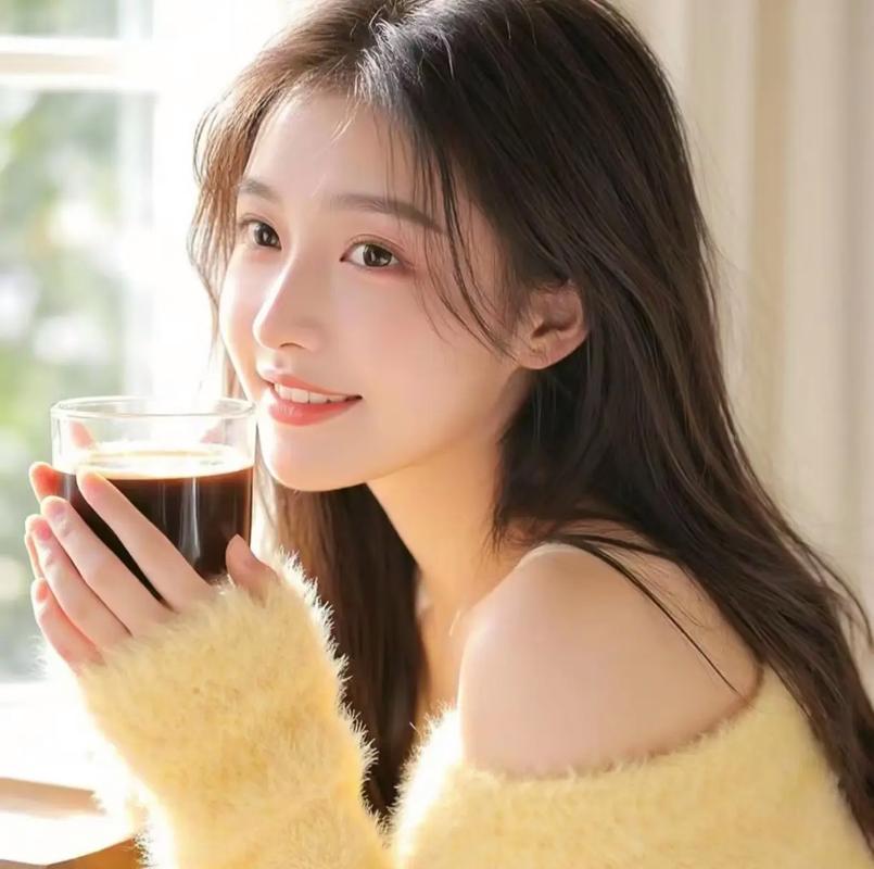 济南动物园为大熊猫华奥庆祝18岁生日